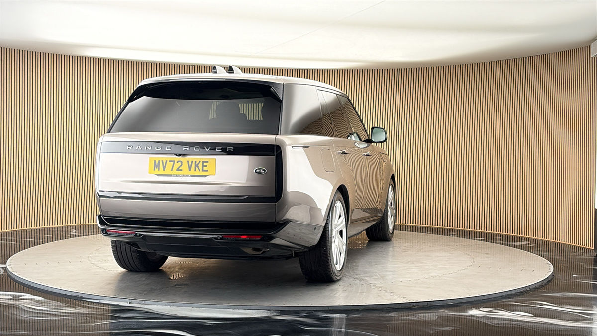 More views of Land Rover Range Rover