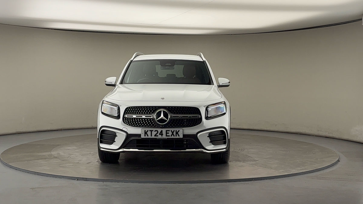 Mercedes-Benz GLB Image 3