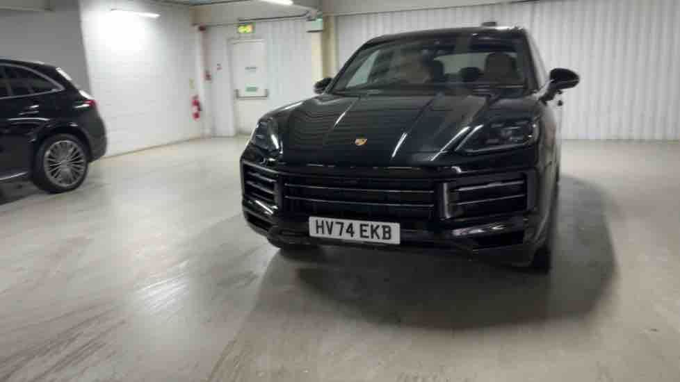More views of Porsche Cayenne