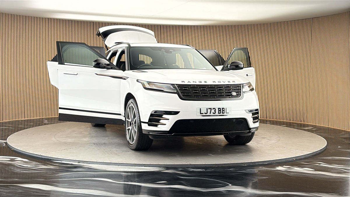 More views of Land Rover Range Rover Velar