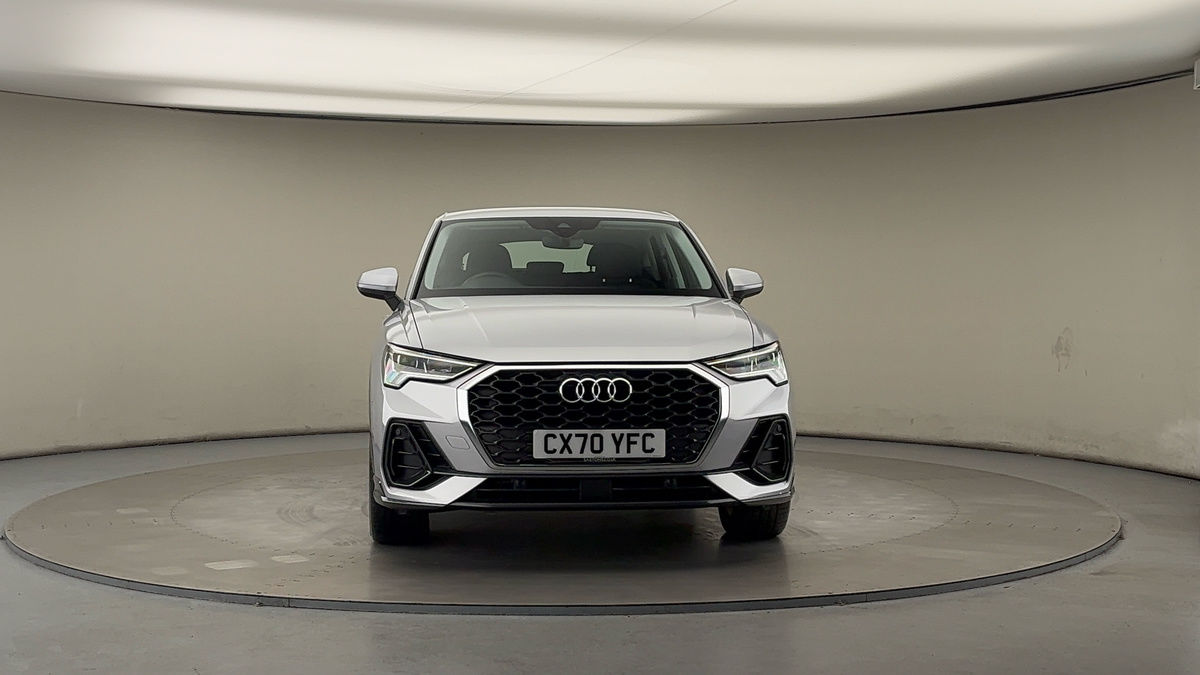 More views of Audi Q3