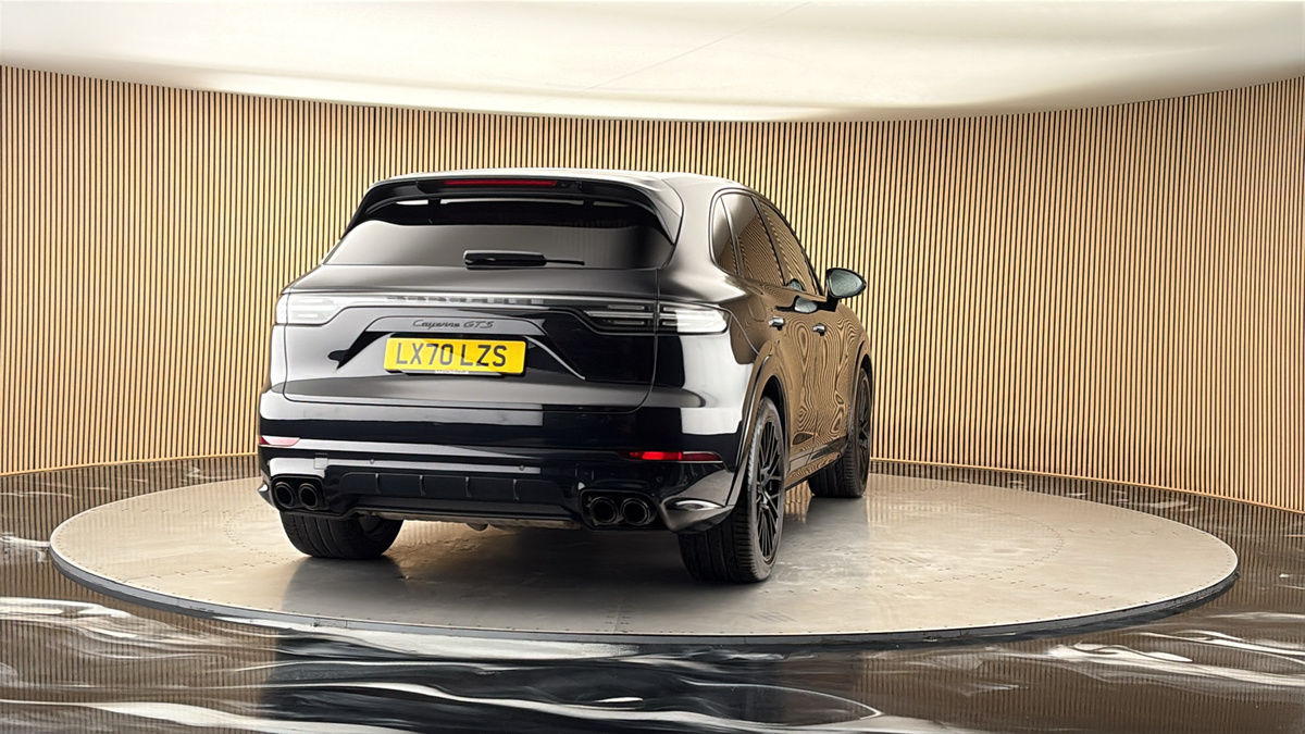 More views of Porsche Cayenne