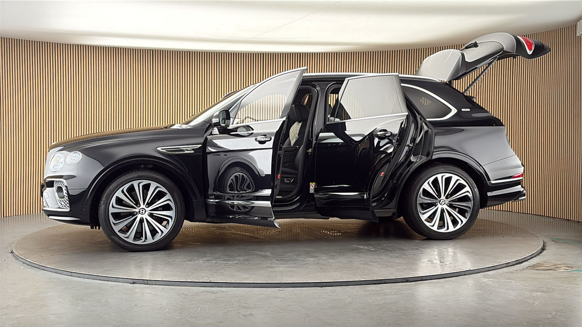 More views of Bentley Bentayga
