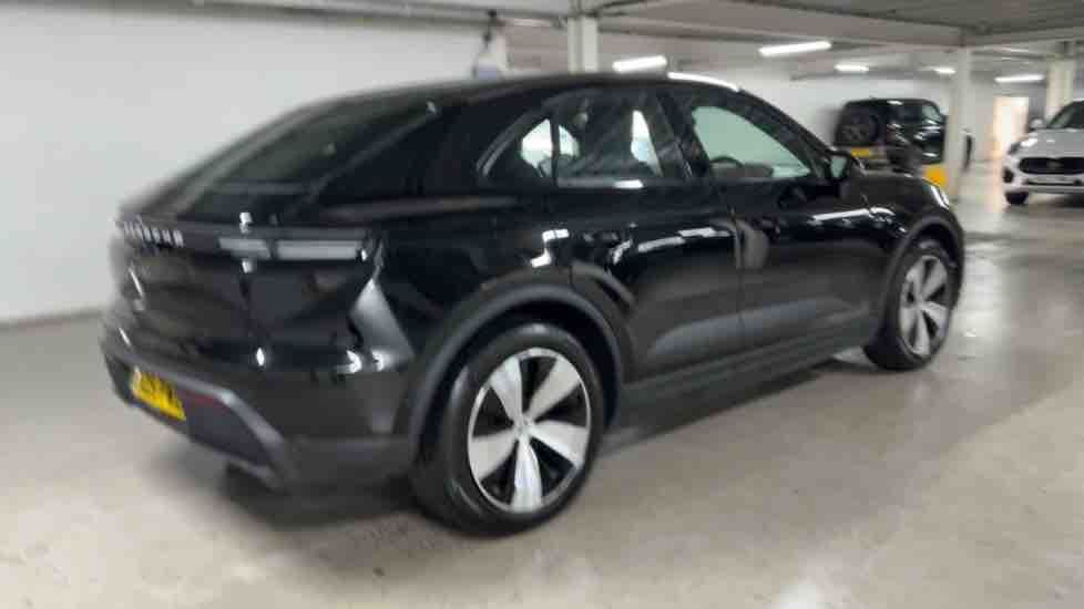 More views of Porsche Macan