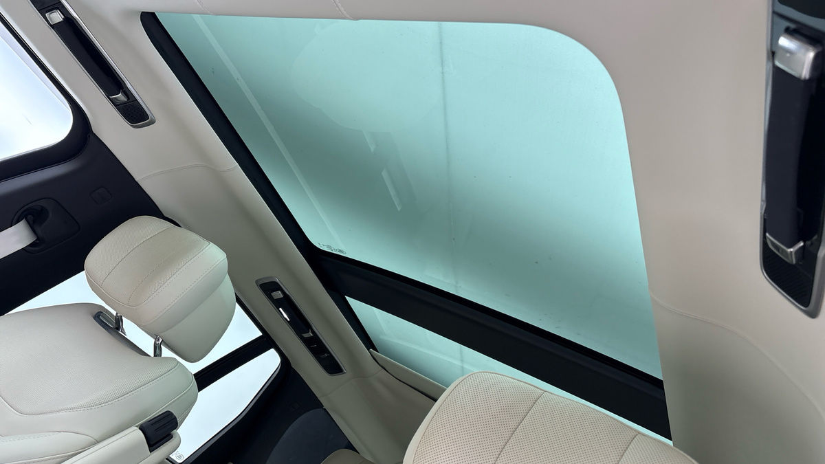 Land Rover Range Rover Image 6