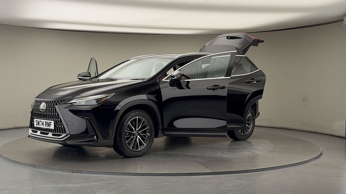 Lexus NX Image 22