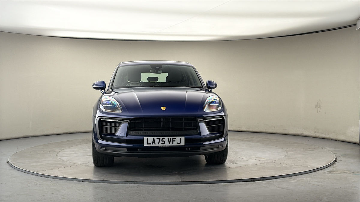 More views of Porsche Macan