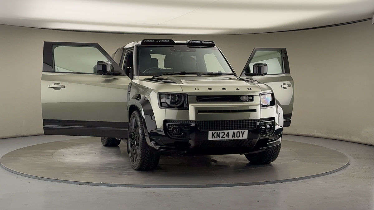More views of Land Rover Defender 90