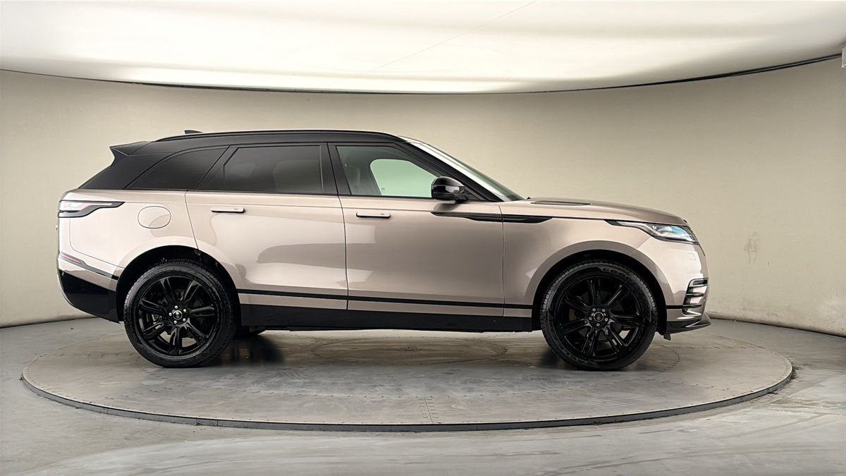 More views of Land Rover Range Rover Velar