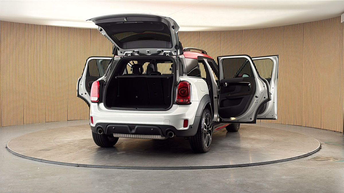 More views of MINI Countryman