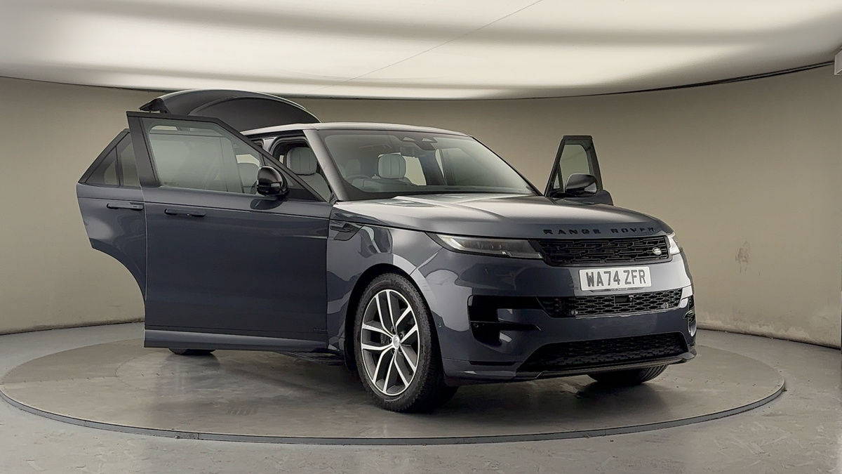 More views of Land Rover Range Rover Sport