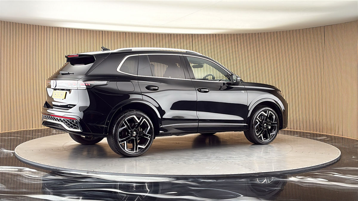 More views of Volkswagen Tiguan