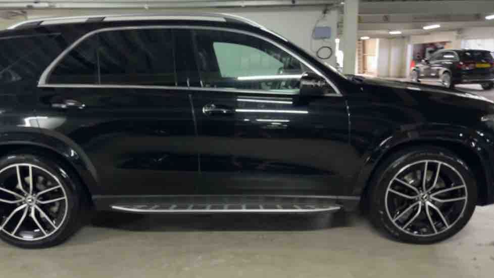 More views of Mercedes-Benz GLE
