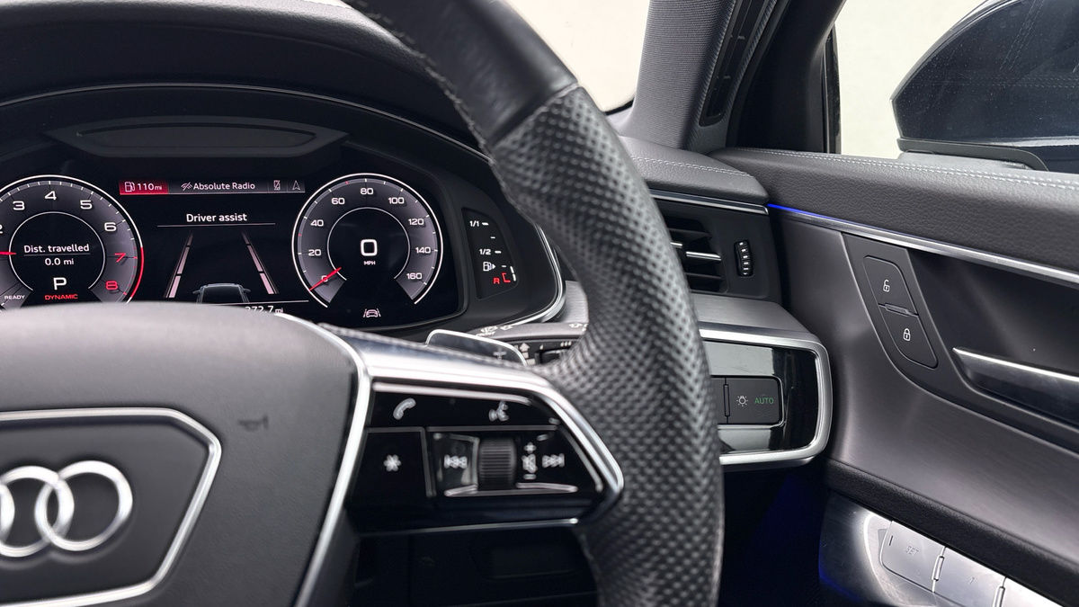 Audi A6 Avant Image 14