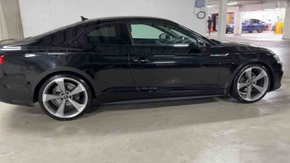 More views of Audi A5