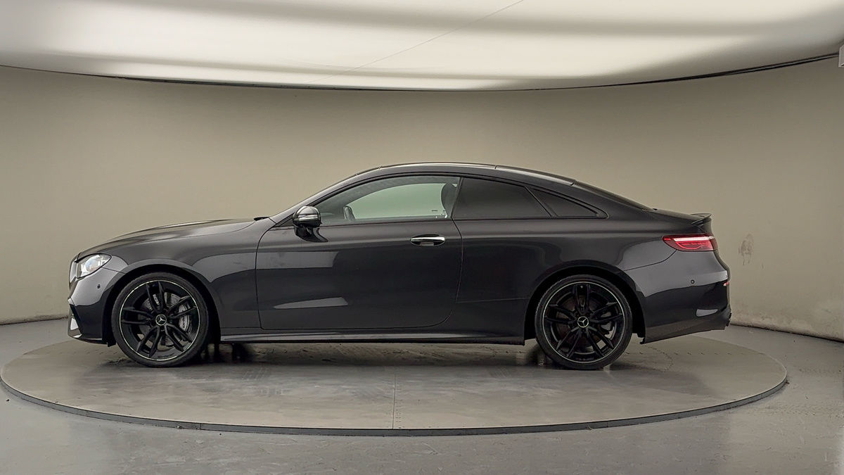 Mercedes-Benz E Class Image 15