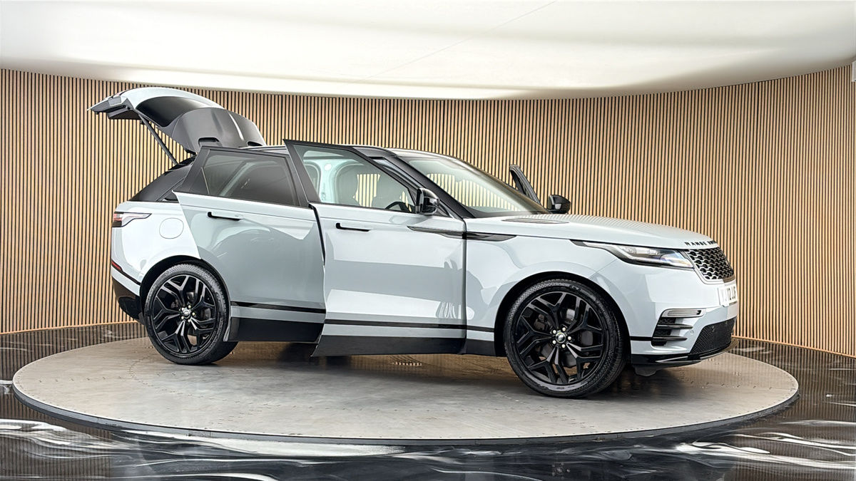 More views of Land Rover Range Rover Velar