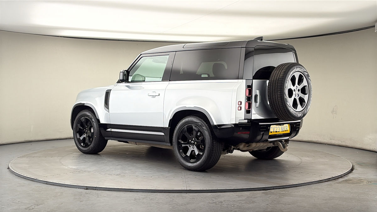 More views of Land Rover Defender 90