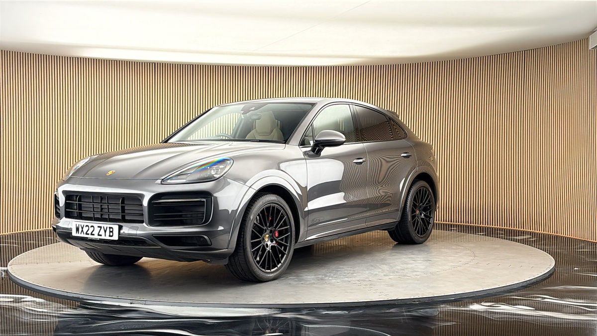 More views of Porsche Cayenne