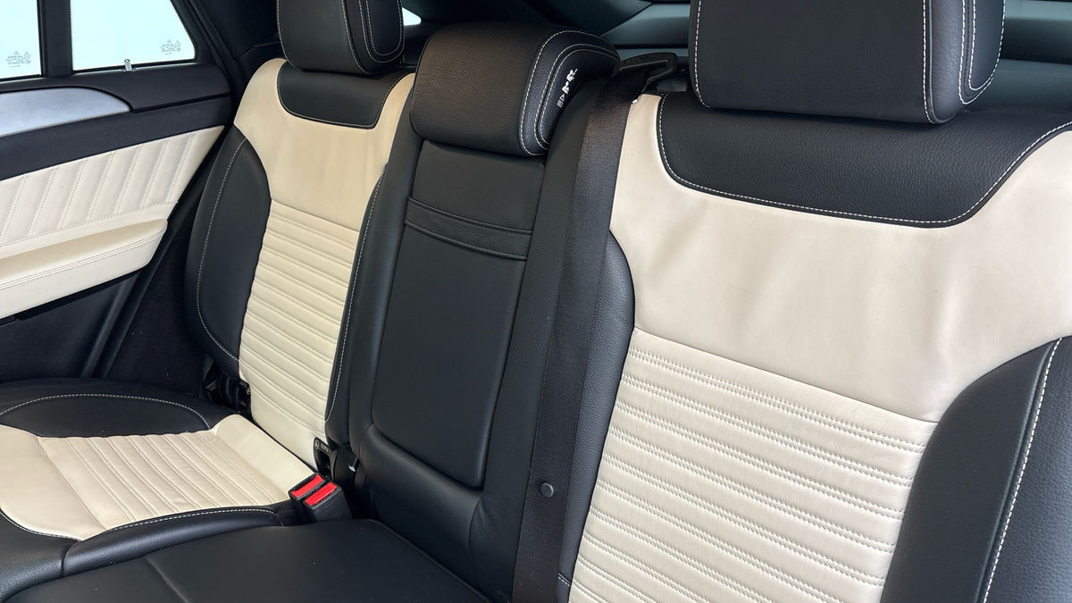 Mercedes-Benz GLE Image 8