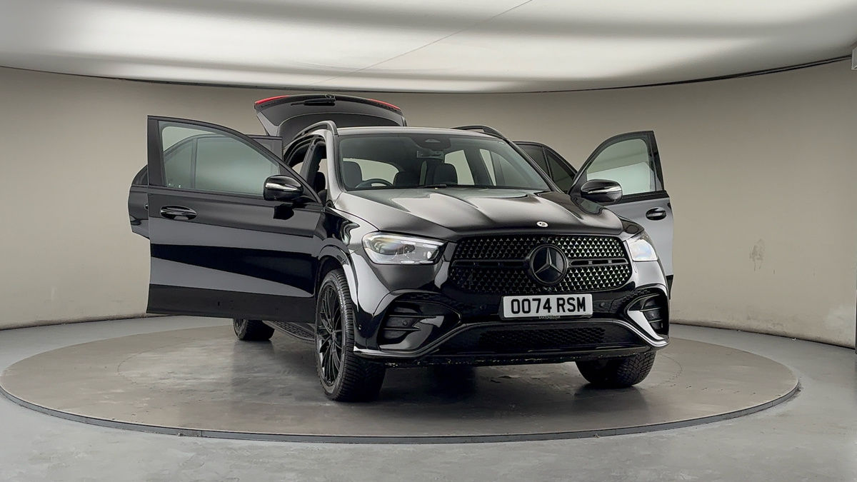 More views of Mercedes-Benz GLE