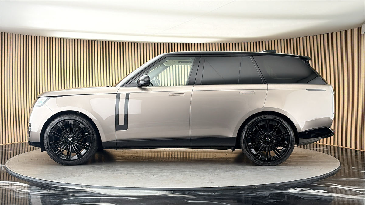 Land Rover Range Rover Image 15