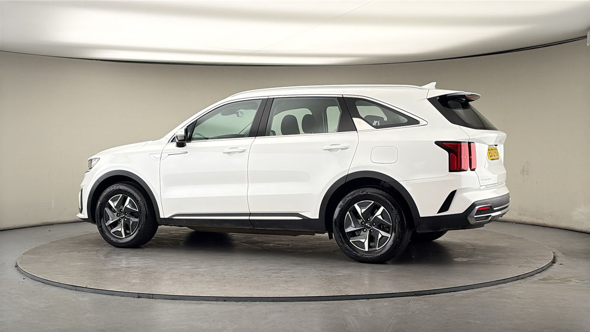 More views of Kia Sorento