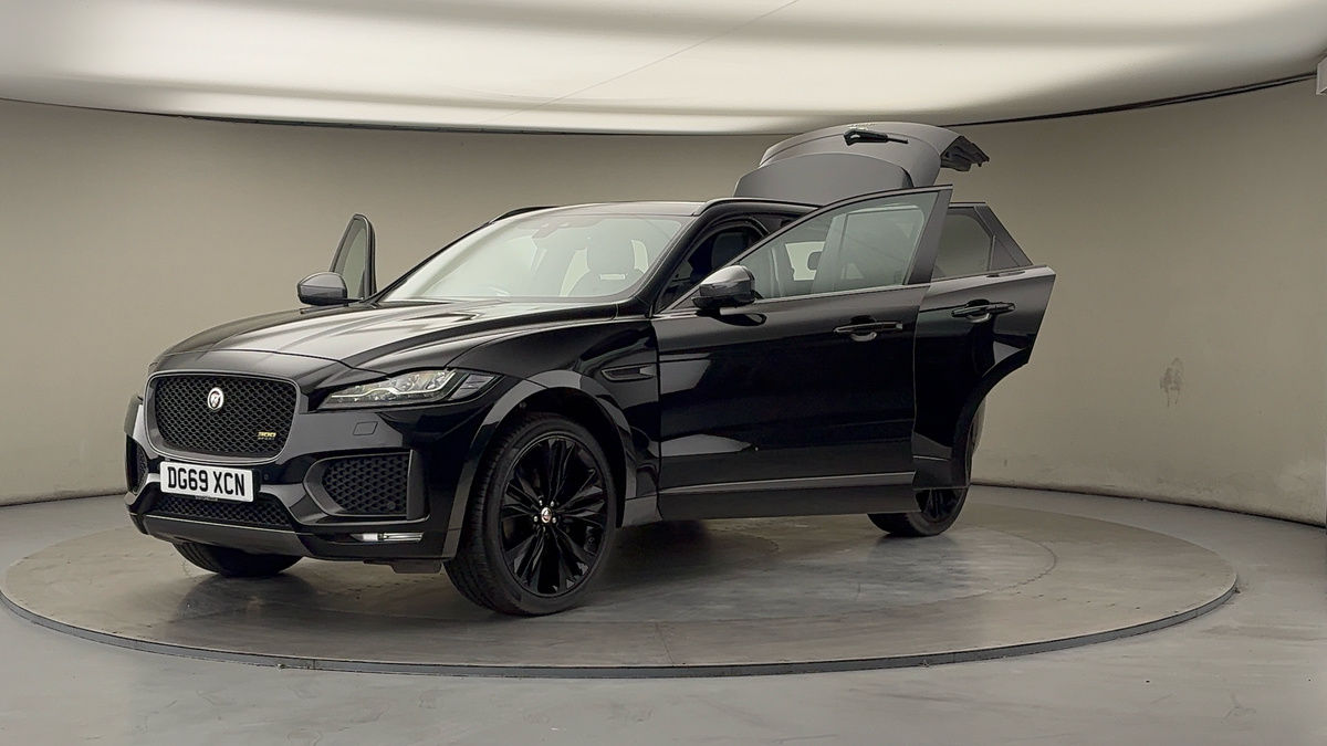 More views of Jaguar F-PACE