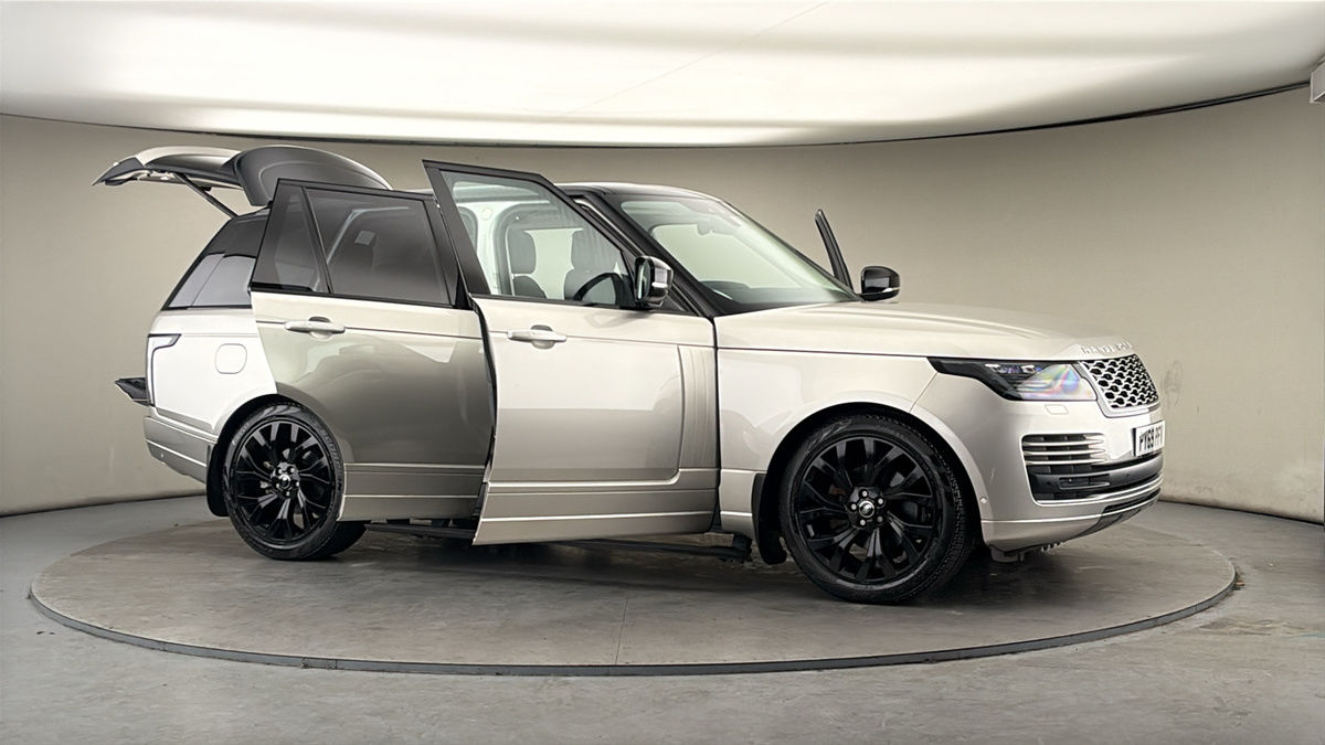 More views of Land Rover Range Rover