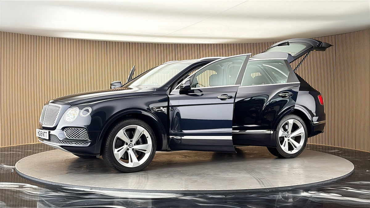 More views of Bentley Bentayga