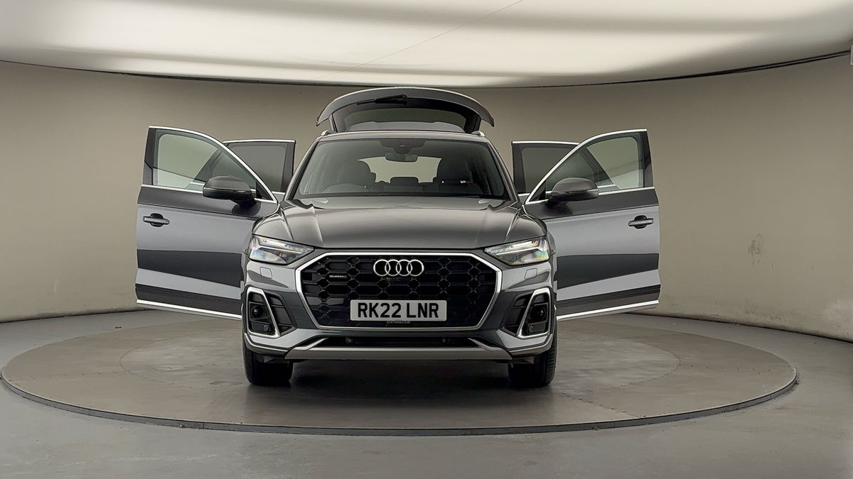 More views of Audi Q5