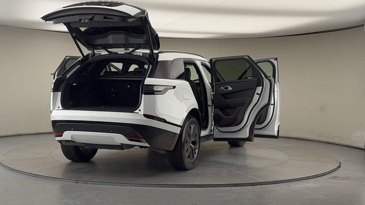 More views of Land Rover Range Rover Velar