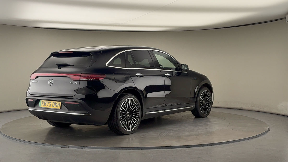 More views of Mercedes-Benz EQC