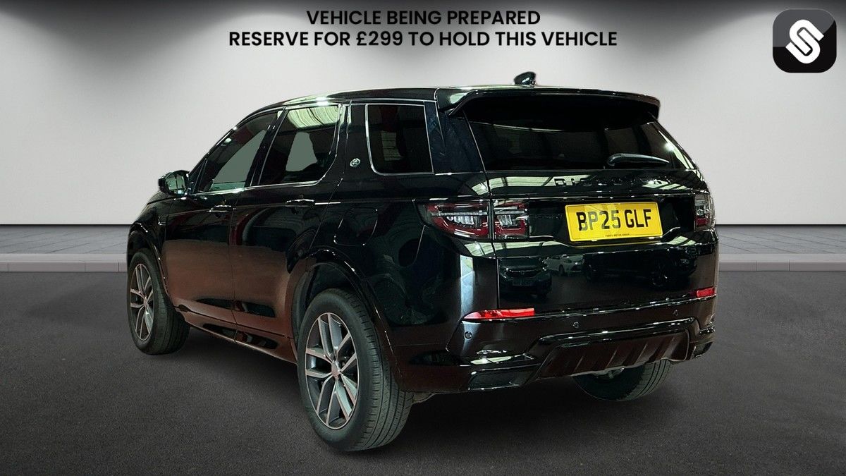 Land Rover Discovery Sport Image 3
