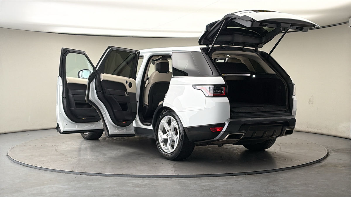 Land Rover Range Rover Sport Image 23