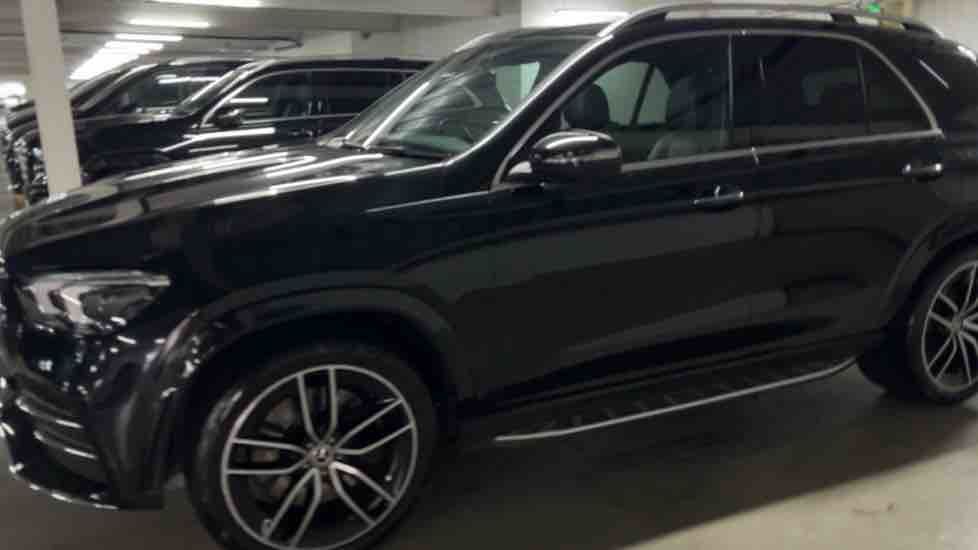 More views of Mercedes-Benz GLE
