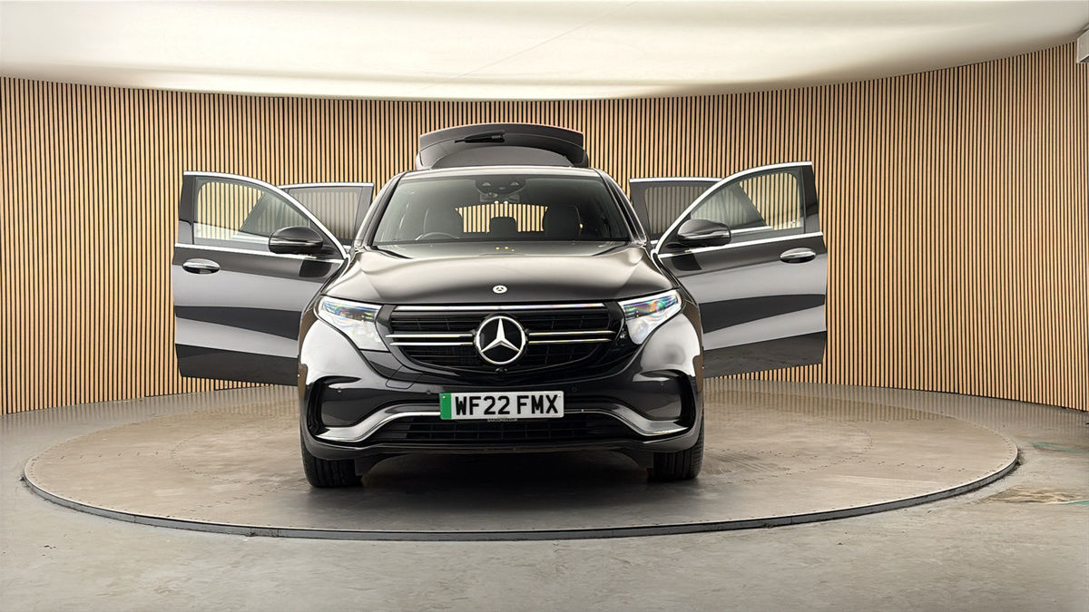 More views of Mercedes-Benz EQC