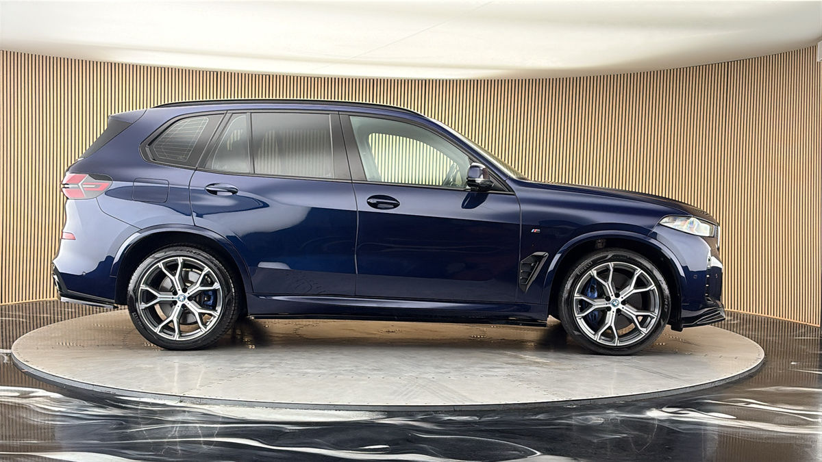 BMW X5 Image 16