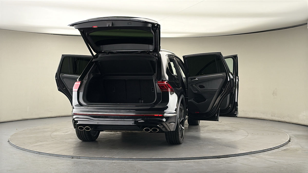 More views of Volkswagen Tiguan