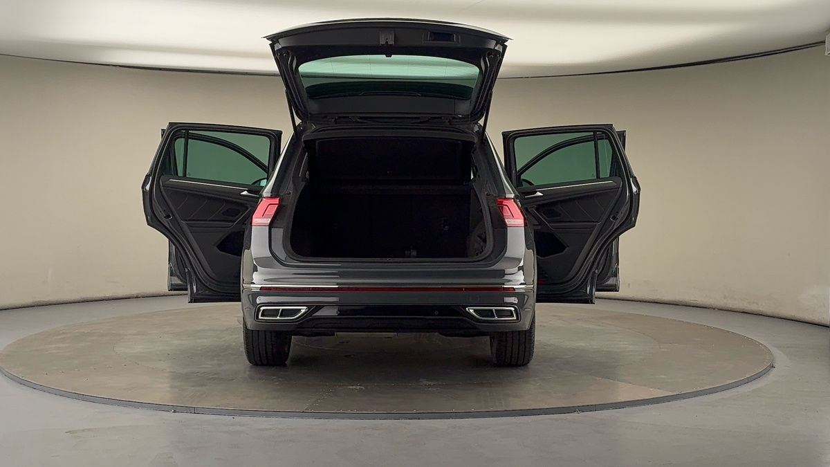 More views of Volkswagen Tiguan