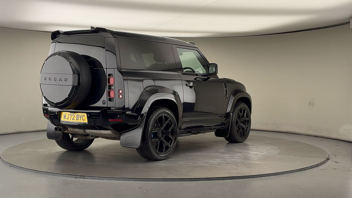 More views of Land Rover Defender 90