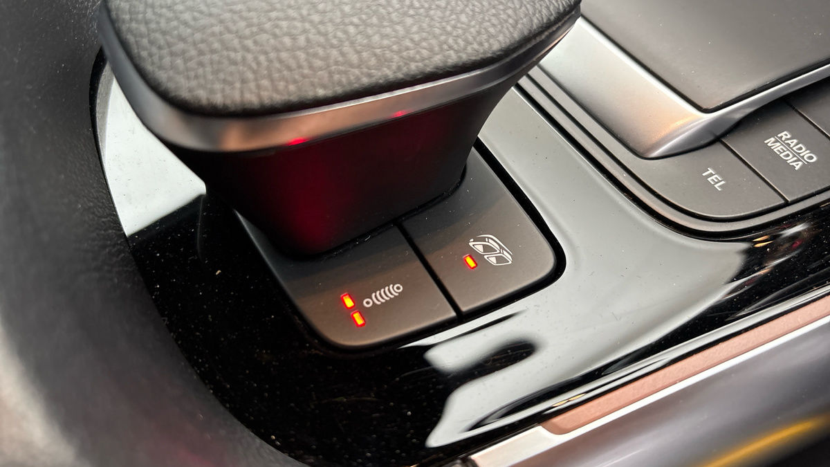 Mercedes-Benz GLA Image 32