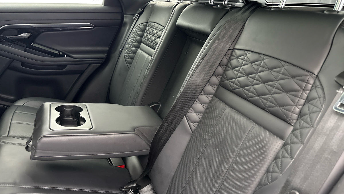 Land Rover Range Rover Evoque Image 9