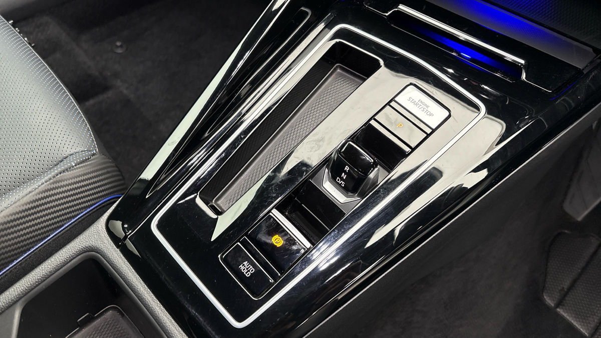 Volkswagen Golf Image 6