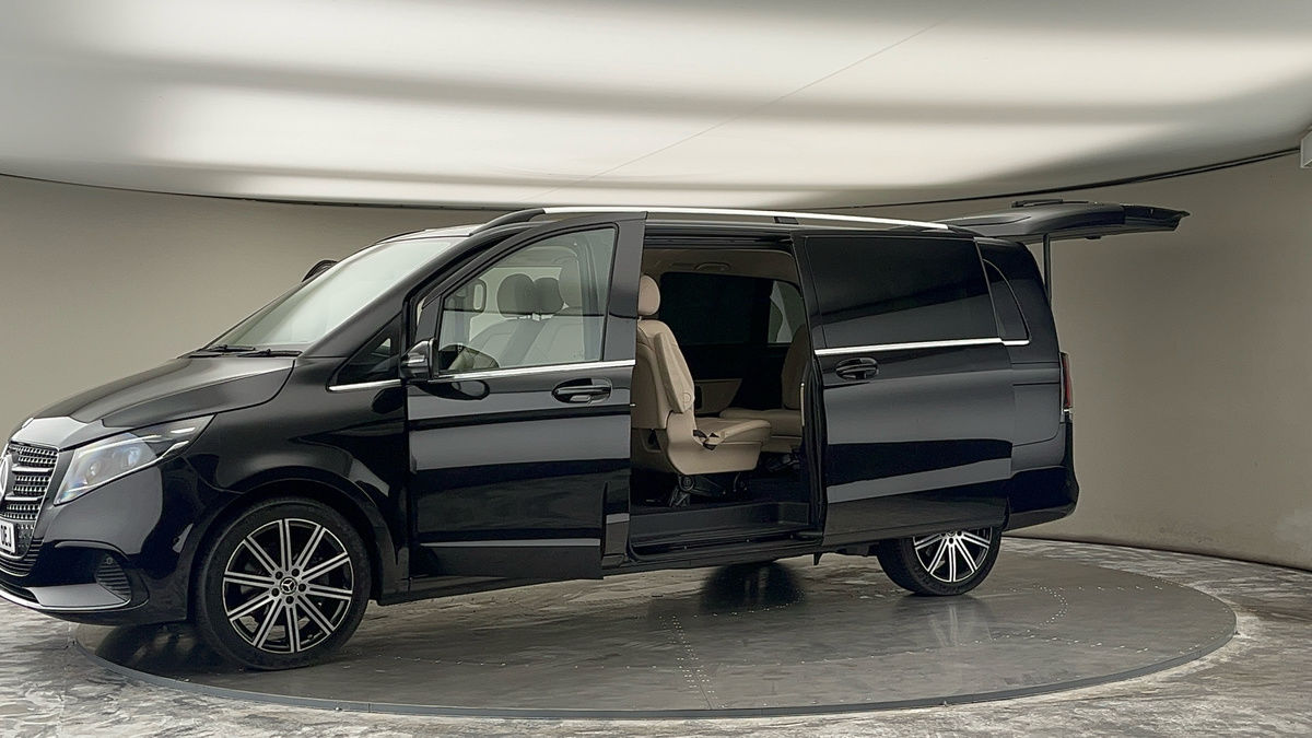 More views of Mercedes-Benz V Class