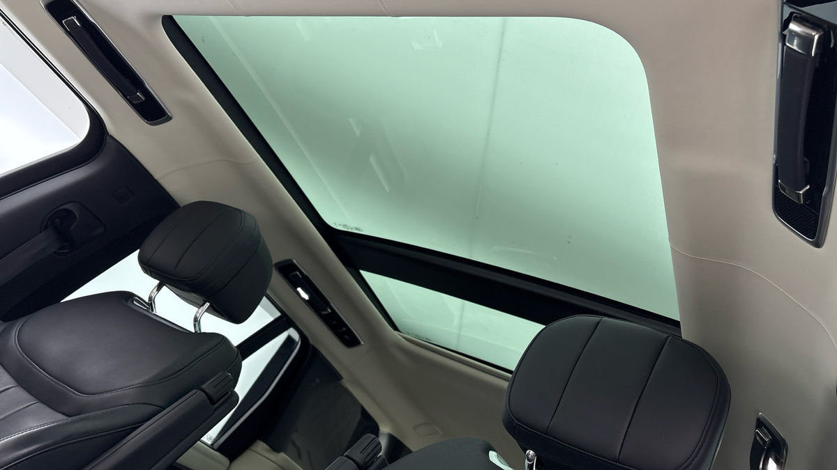 Land Rover Range Rover Image 6