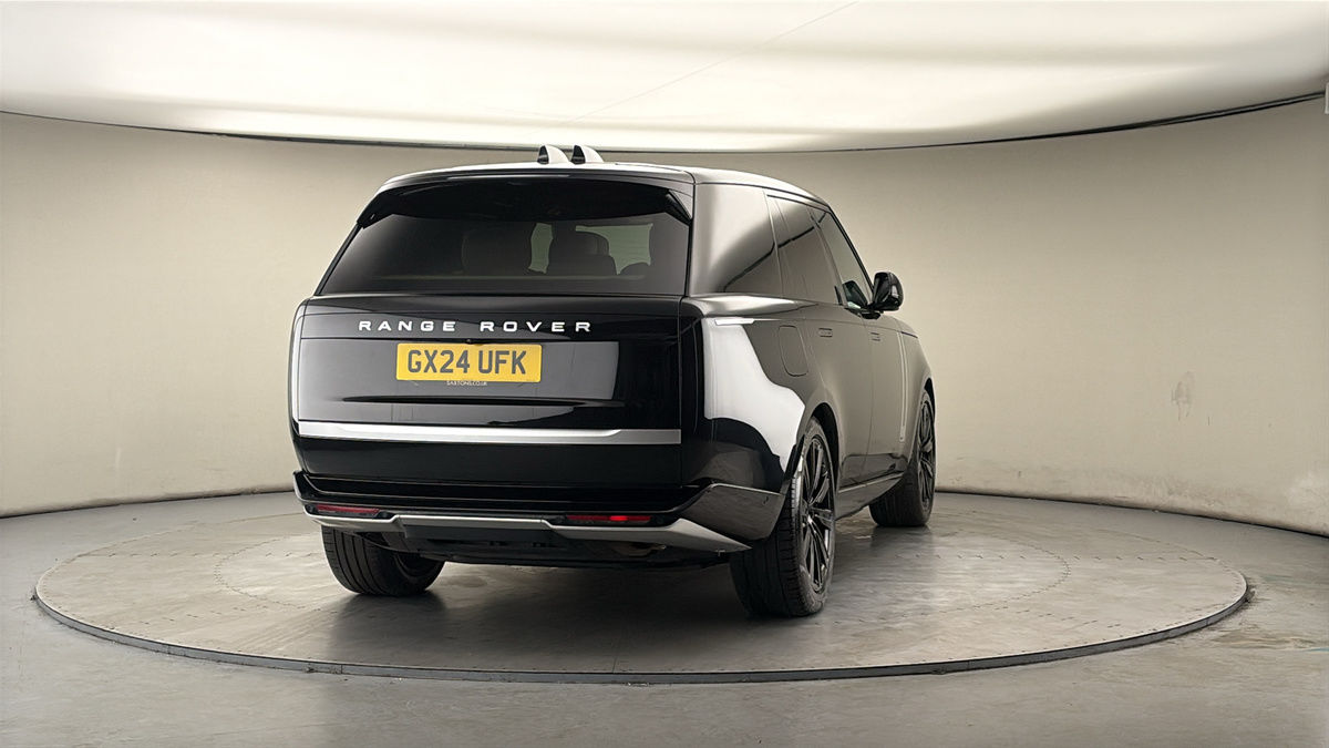 More views of Land Rover Range Rover