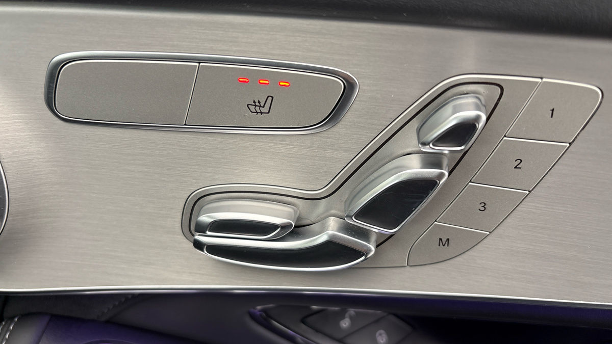 Mercedes-Benz GLC Image 26