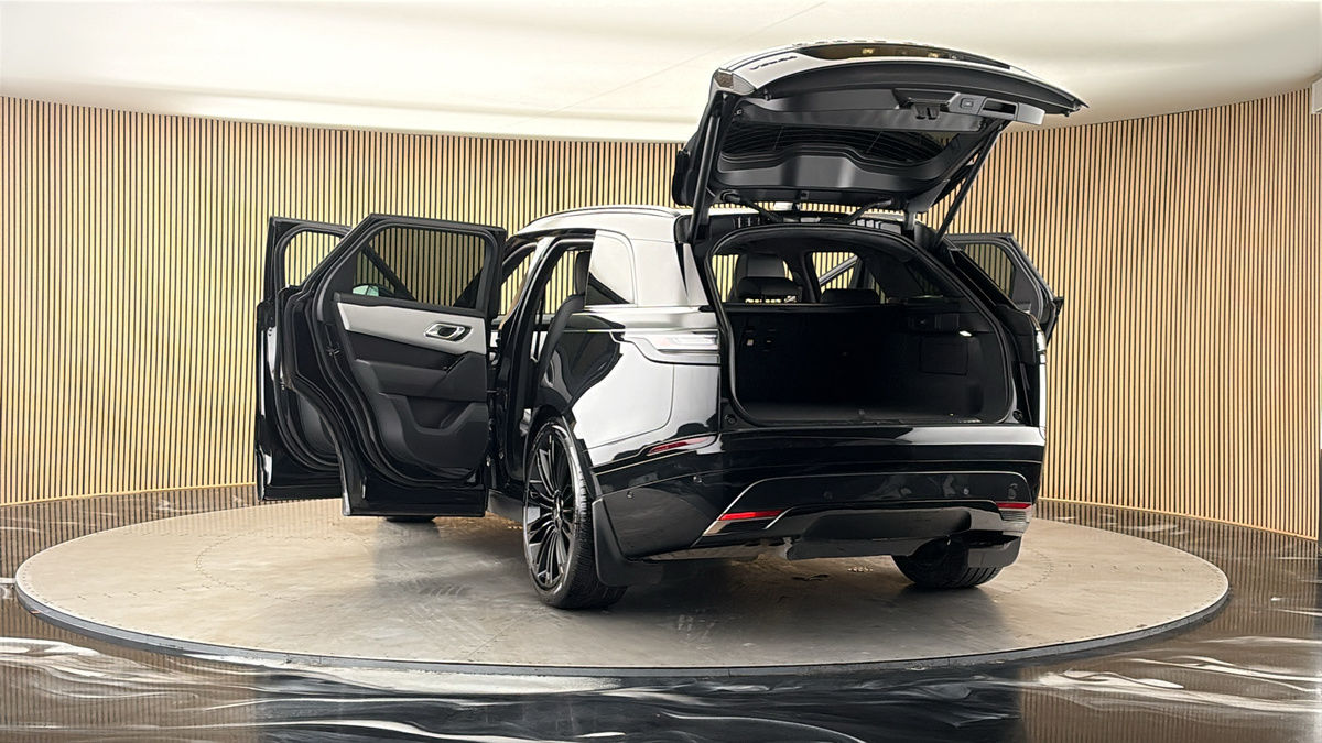 More views of Land Rover Range Rover Velar