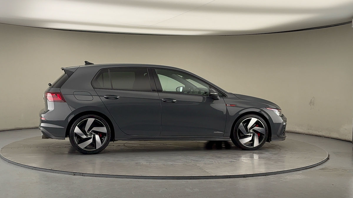 More views of Volkswagen Golf